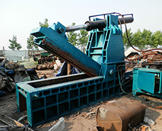廢鋼廢鋁破碎機外形