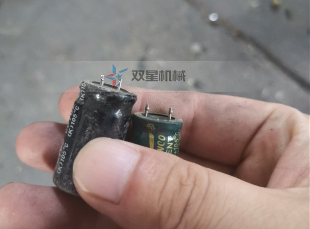 電路板拆解機(jī)拆解效果