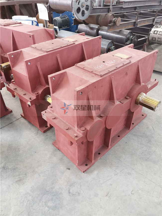 皓星大型金屬粉碎機(jī)生產(chǎn)現(xiàn)場(chǎng)