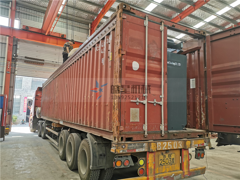 <a href='http://www.8xqdr.cn/psxl/6.html' target='_blank'><span>易拉罐破碎機(jī)</span></a>裝箱出口發(fā)貨