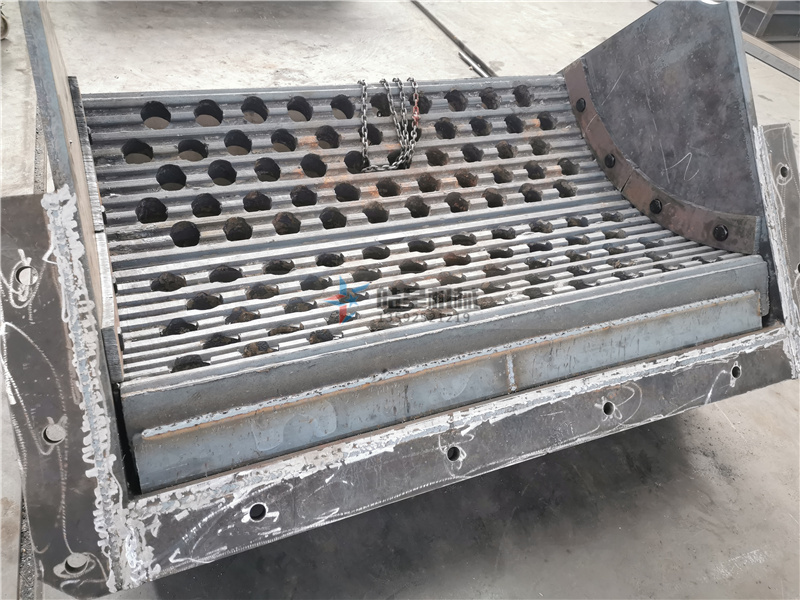 <a href='http://www.8xqdr.cn' target='_blank'><span>鋁合金破碎機</span></a>